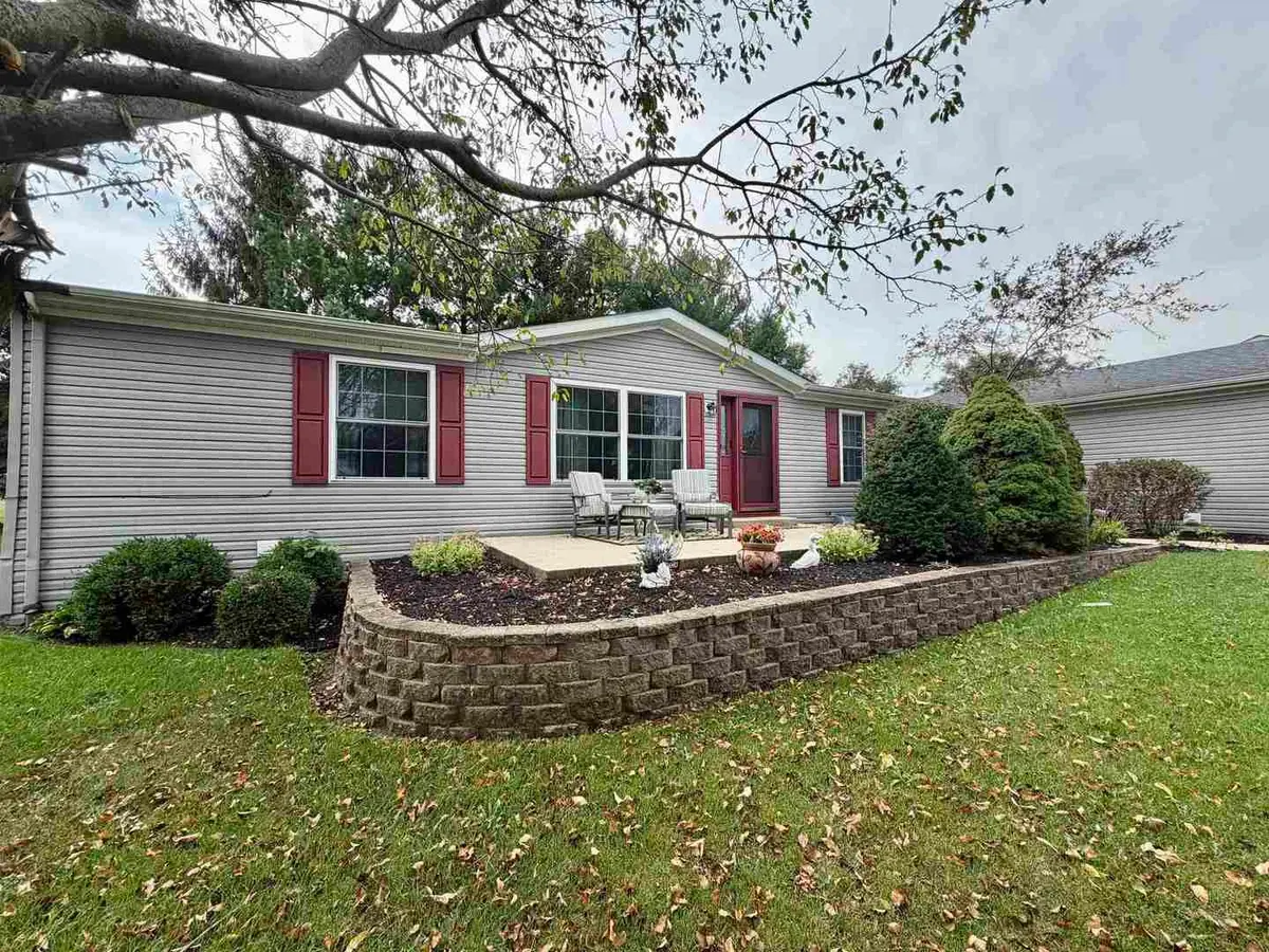 5683 Buttercup Lane