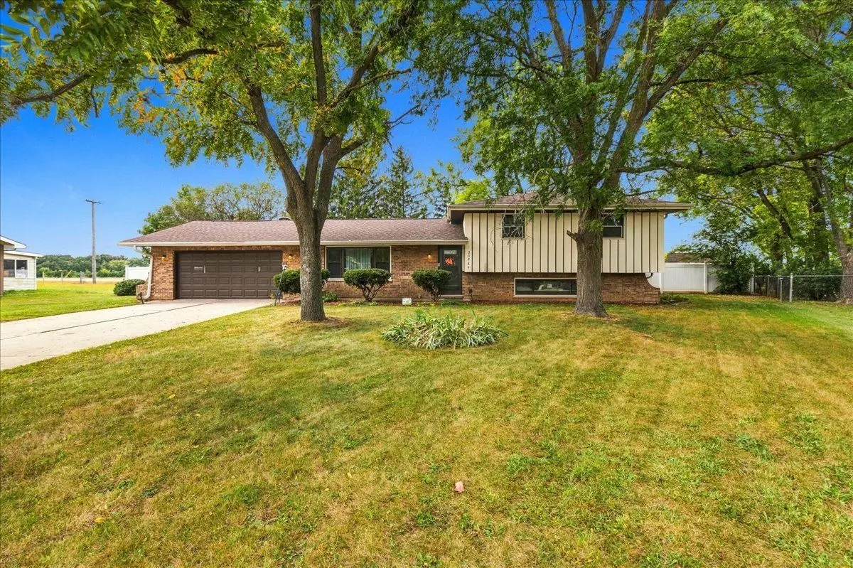 23949 W Plainsman Circle