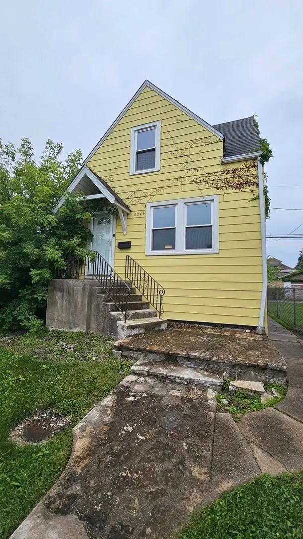 3244 N Osceola Avenue