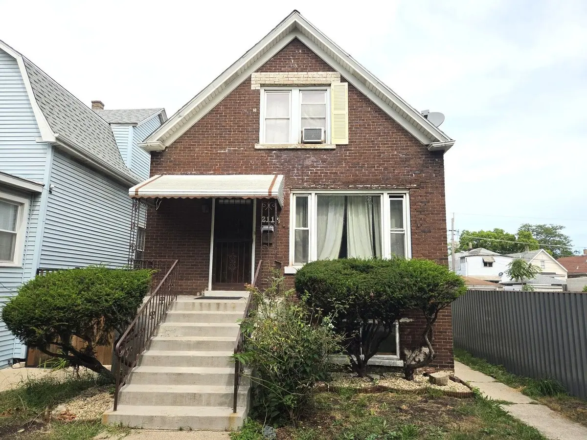 2118 W Garfield Boulevard