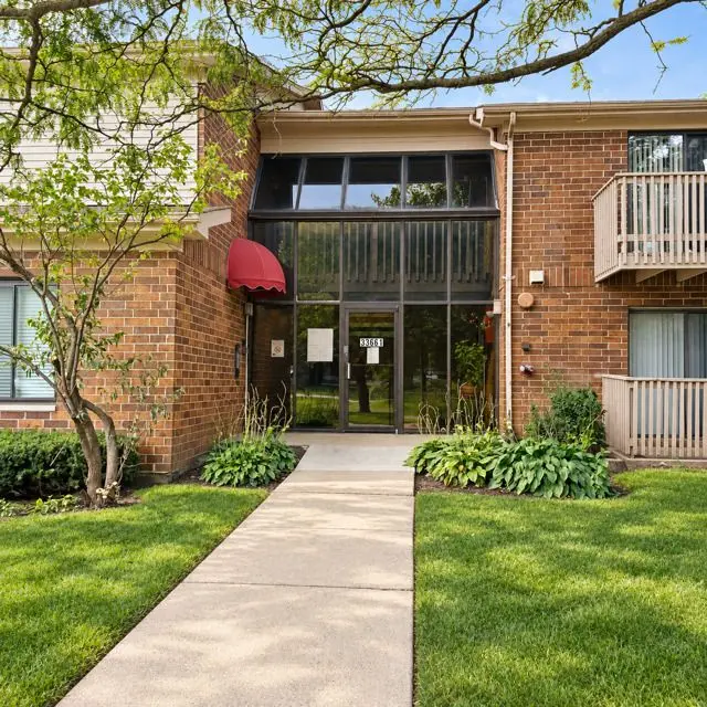33661 N Royal Oak Lane