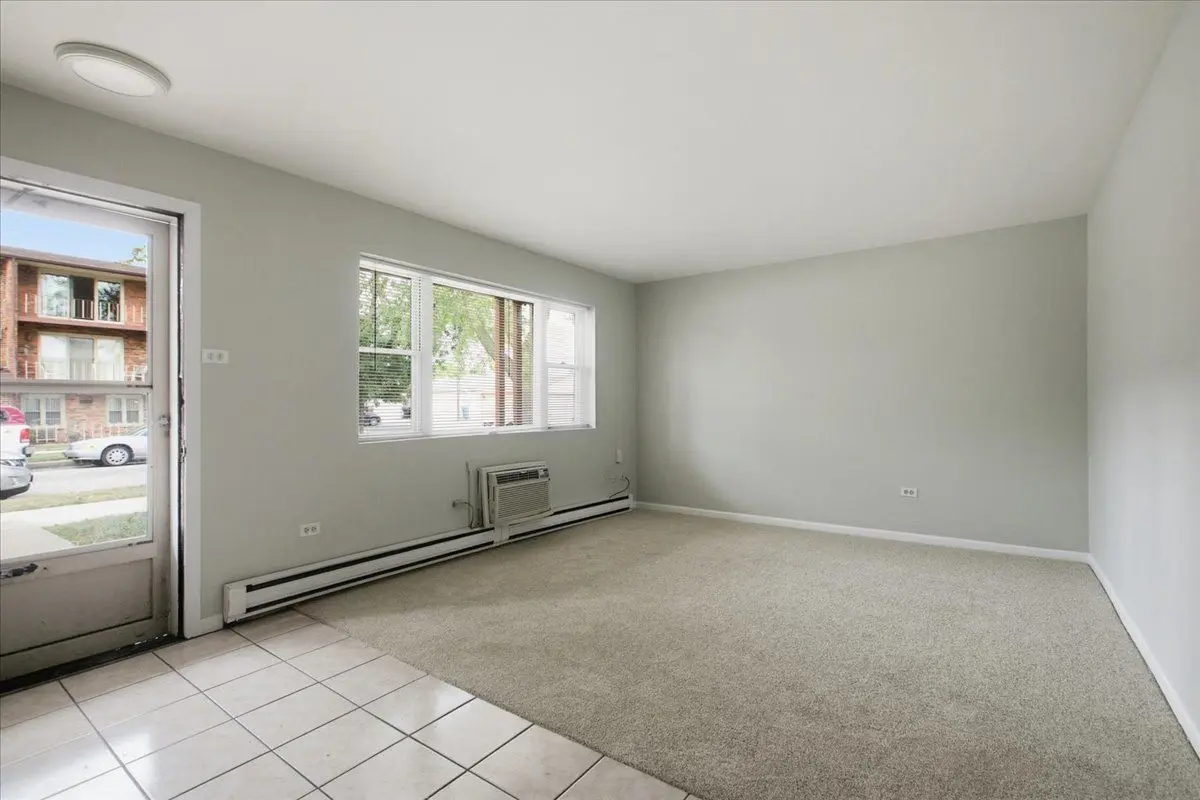 6256 W 64th Place