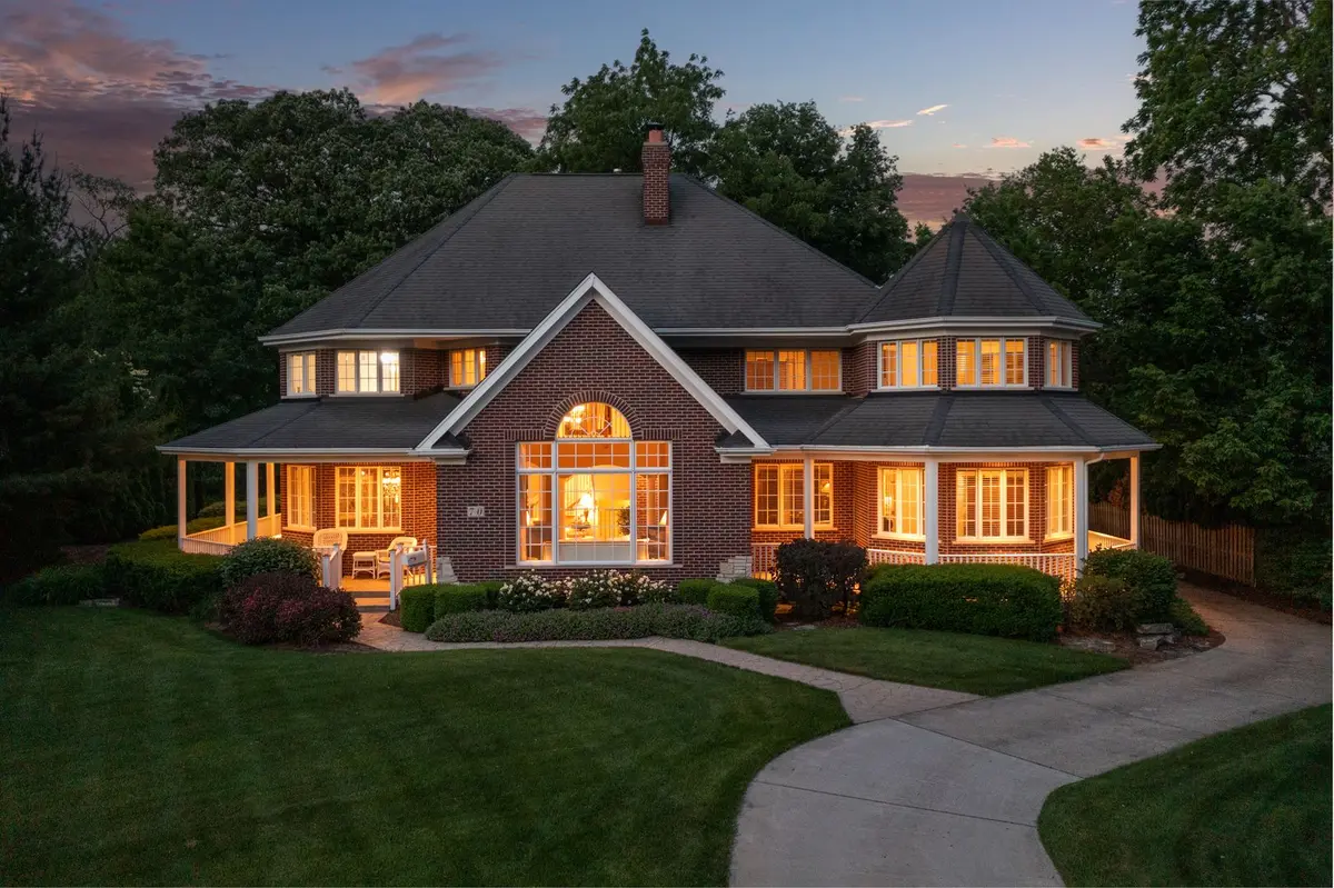 70 Forest Avenue