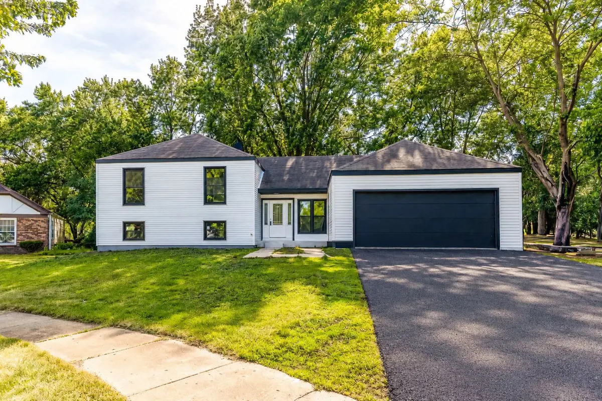 1482 Pebblestone Cove
