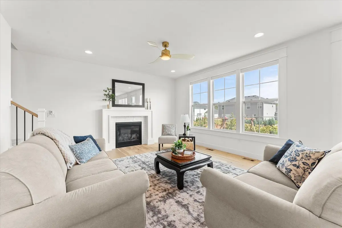 1210 Briarwood Lane