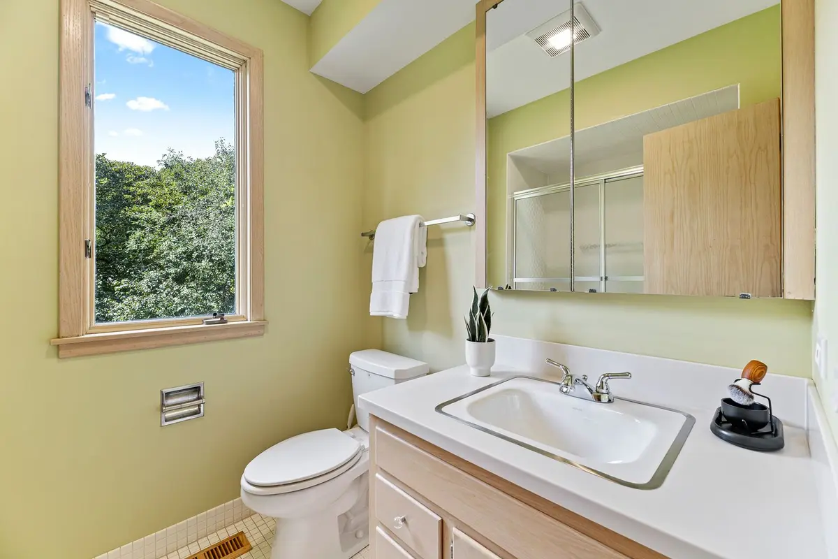 767 Whiteoaks Lane