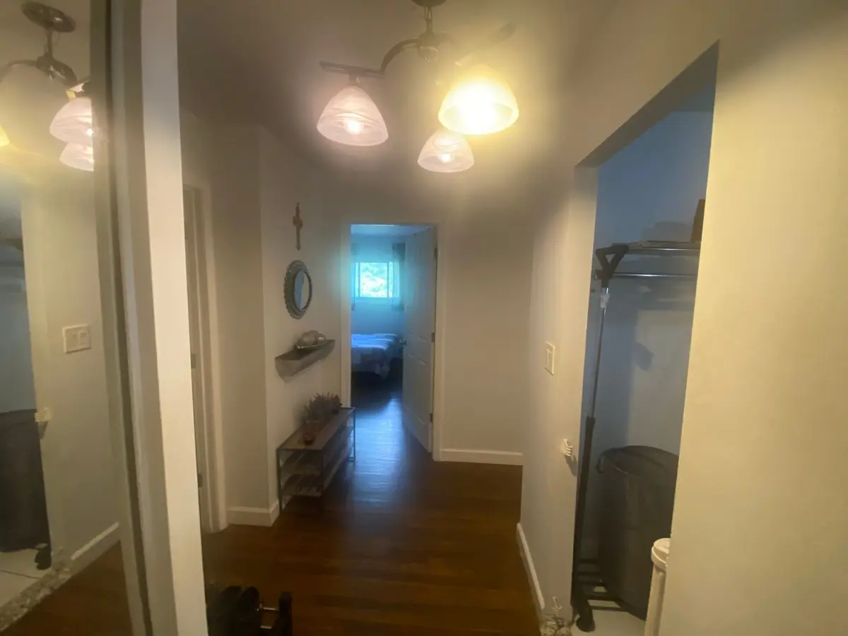 9581 DEE Road