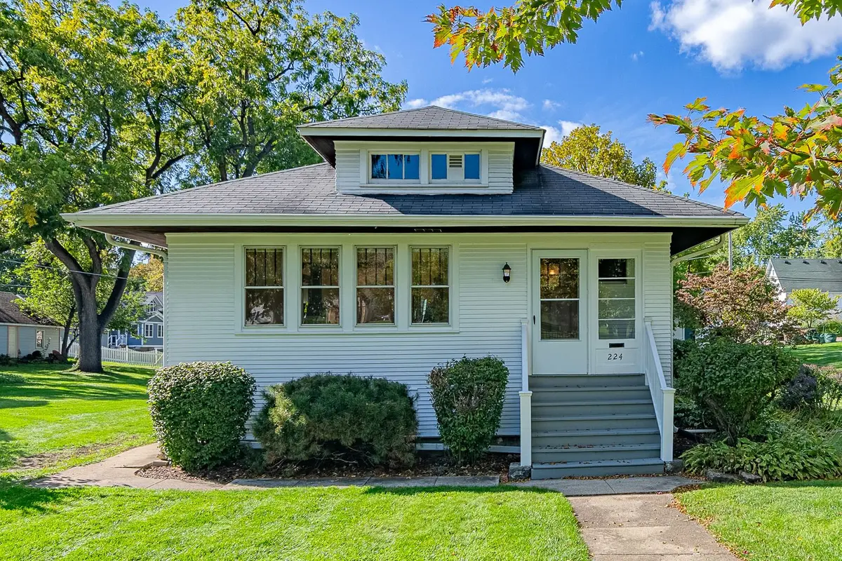 224 S Walnut Street