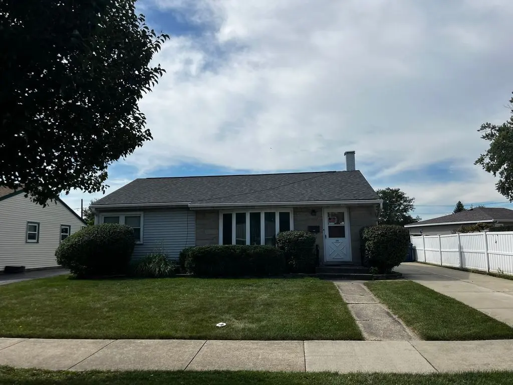 104 N Warrington Road