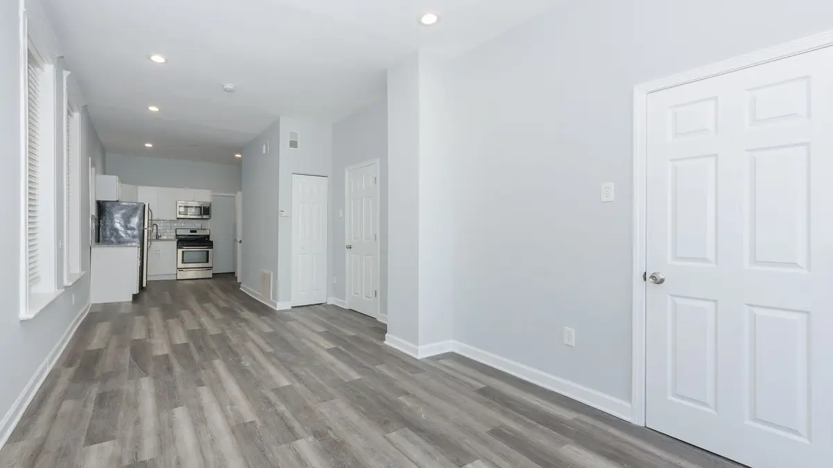 2821 W 25th Street