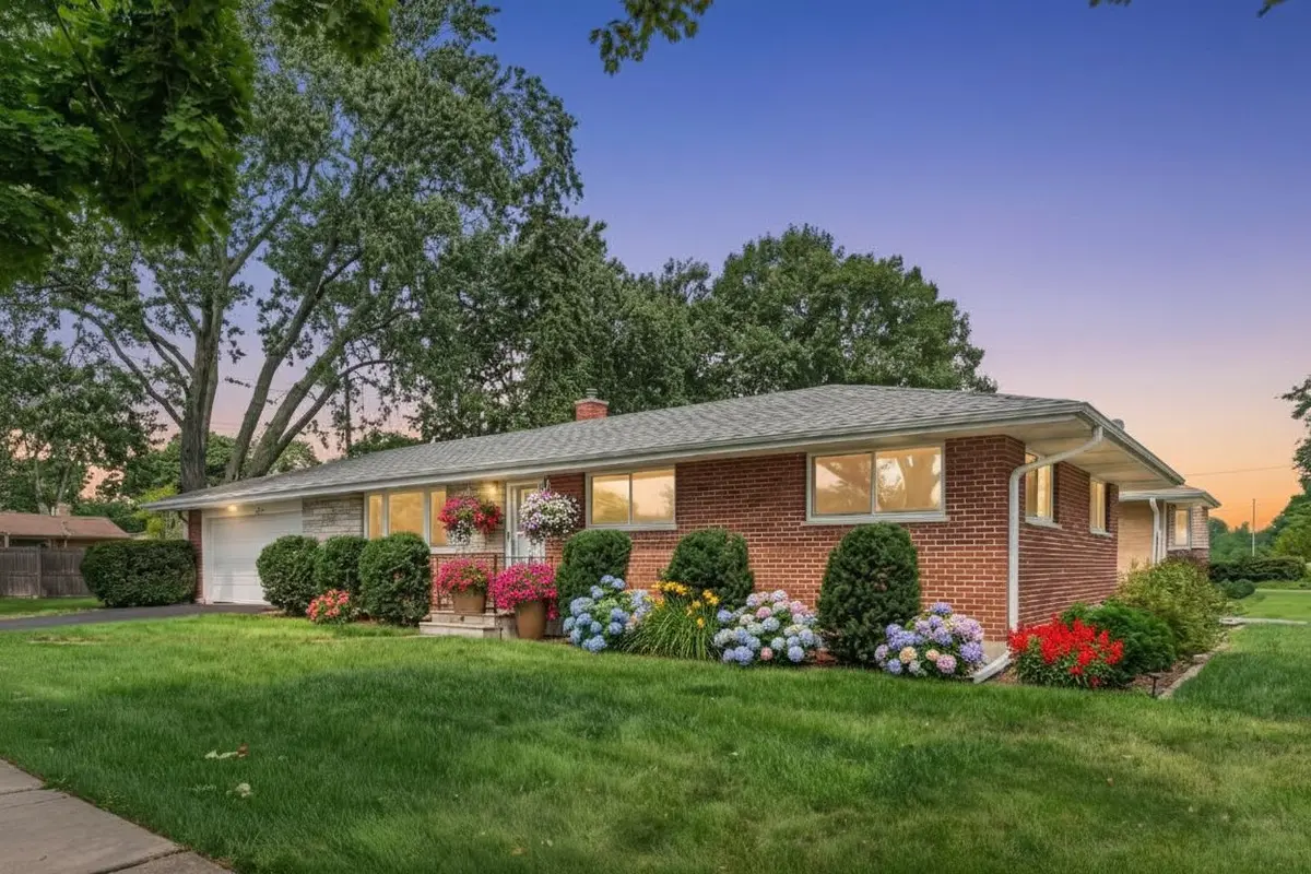 420 Berkshire Lane