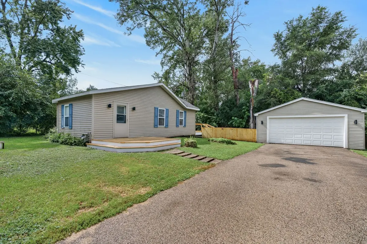 521 Elaine Terrace