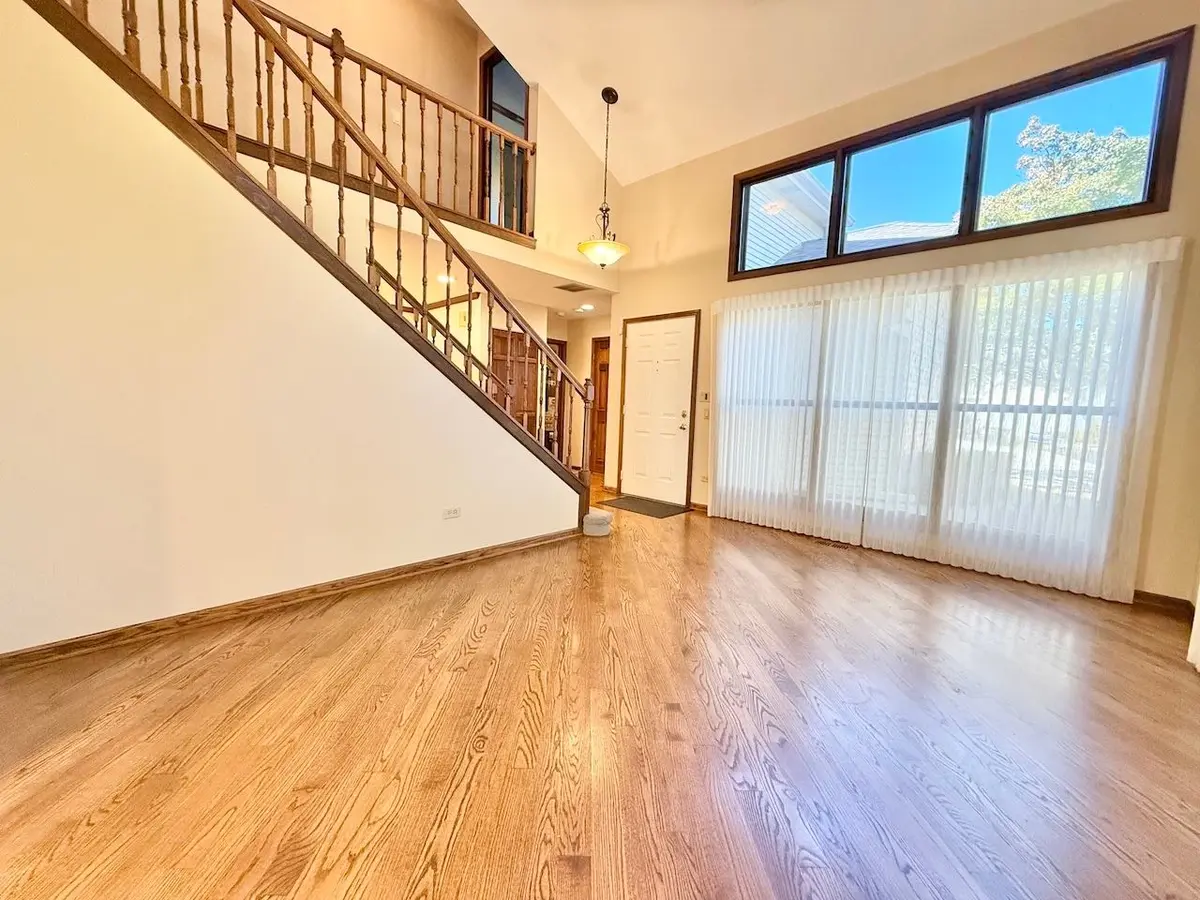 879 N Auburn Woods Drive