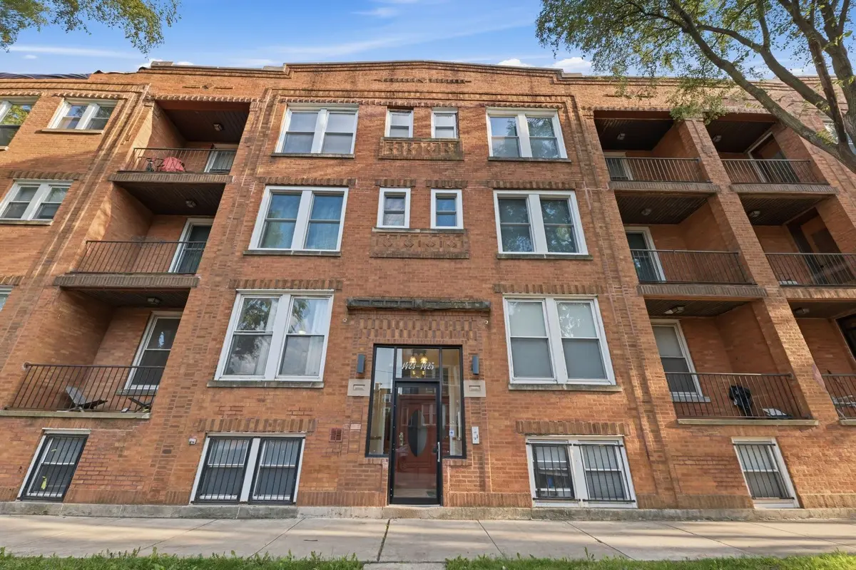 1425 E 68th Street