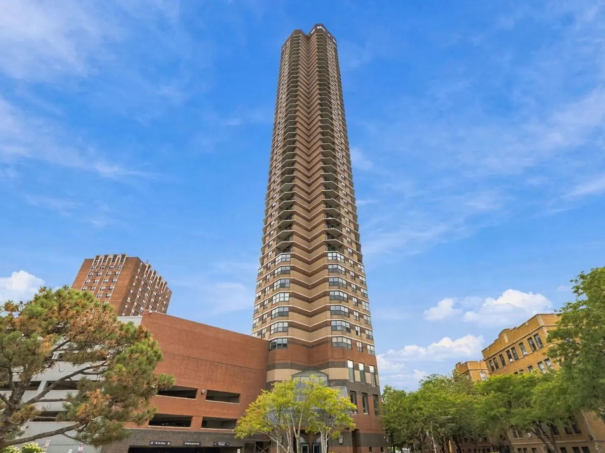 3660 N Lake Shore Drive