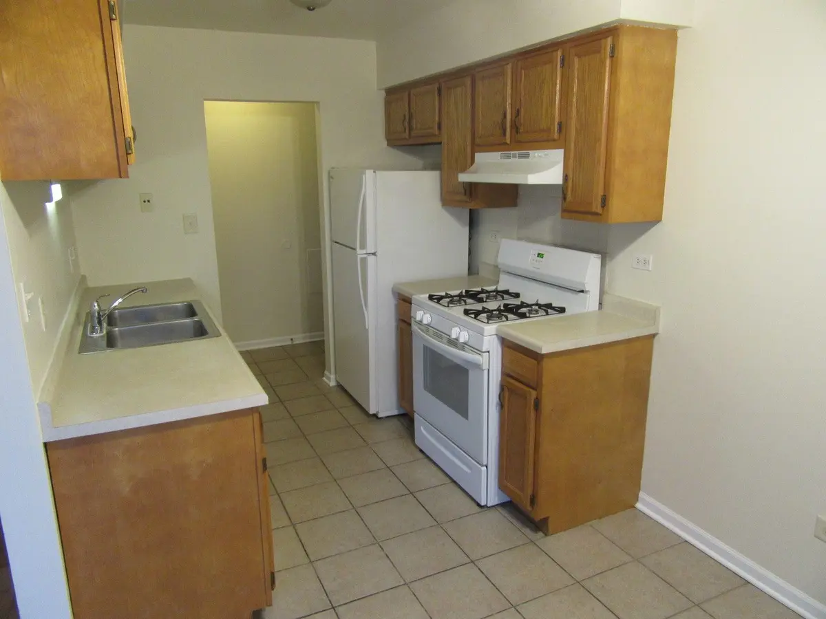 135 Pickwick Drive