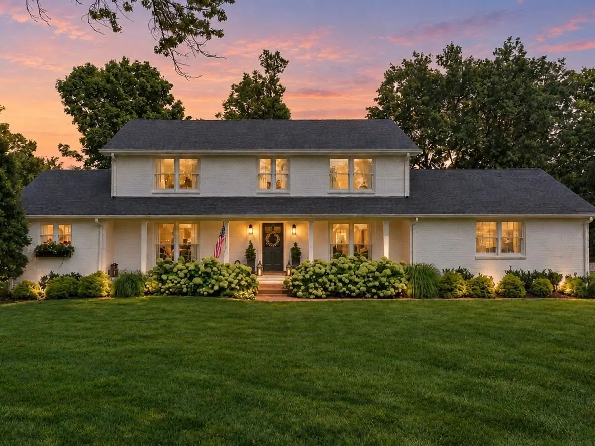 5528 Saddlewood Lane