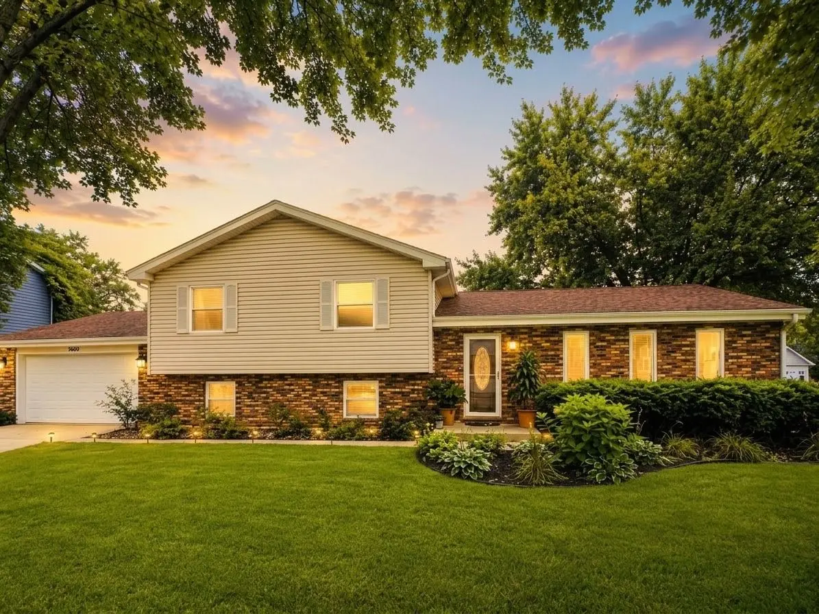 2613 Midland Drive