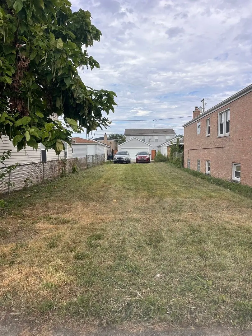7506 W 64th Street