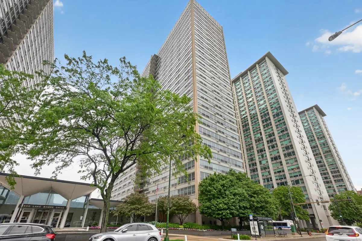 3550 N Lake Shore Drive