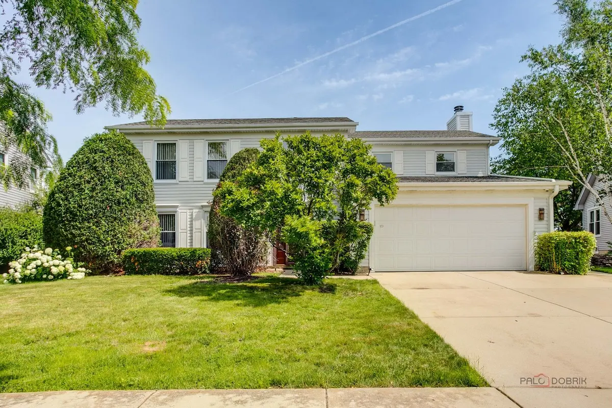 410 Lamont Terrace