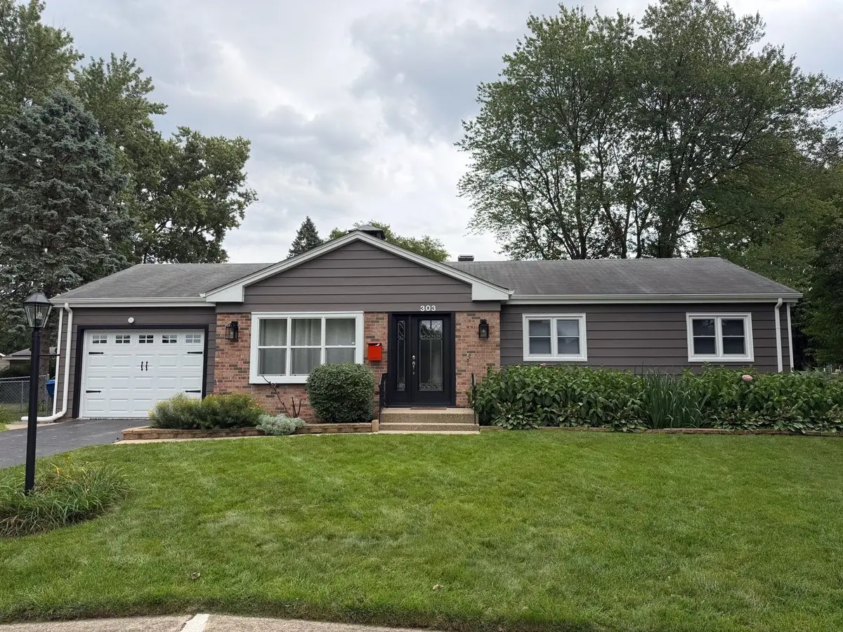 303 Lee Court