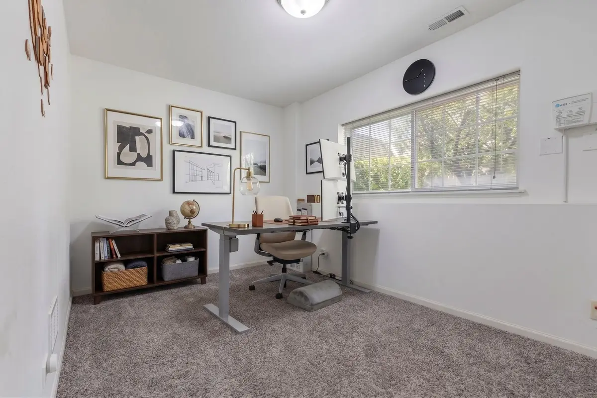 809 Brodhead Drive