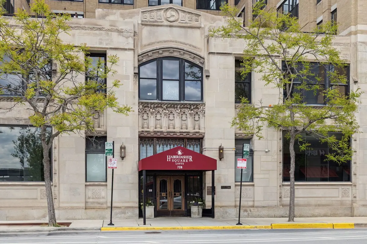 728 W Jackson Boulevard