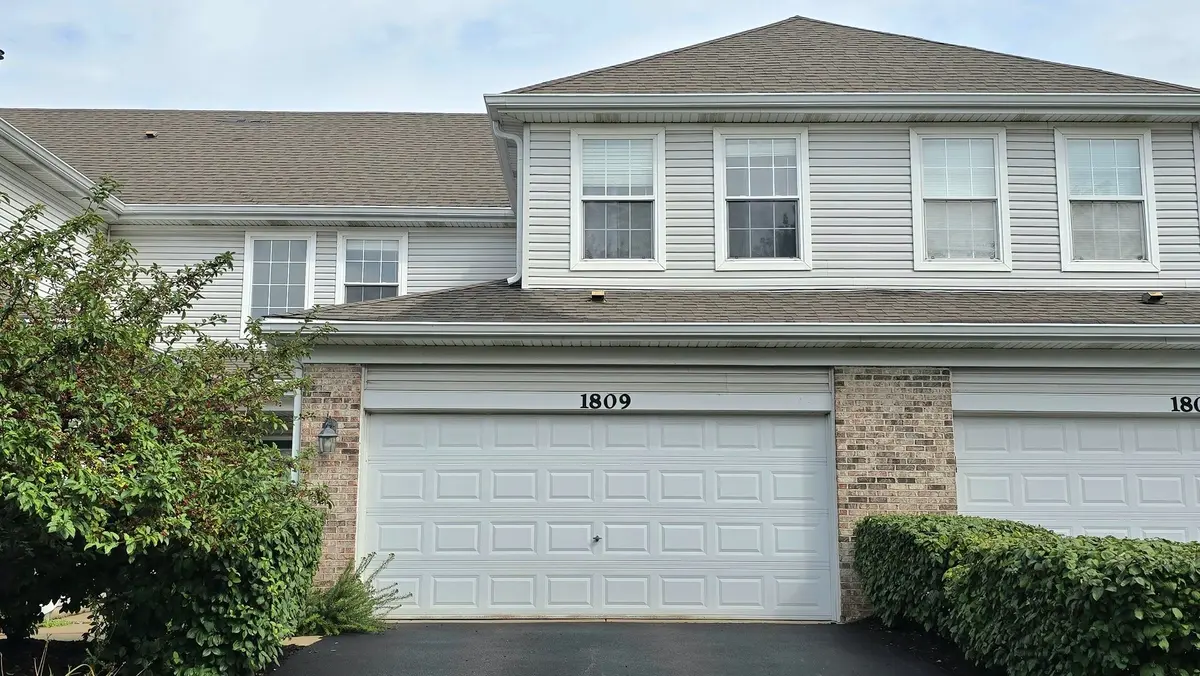 1809 Golden Gate Lane