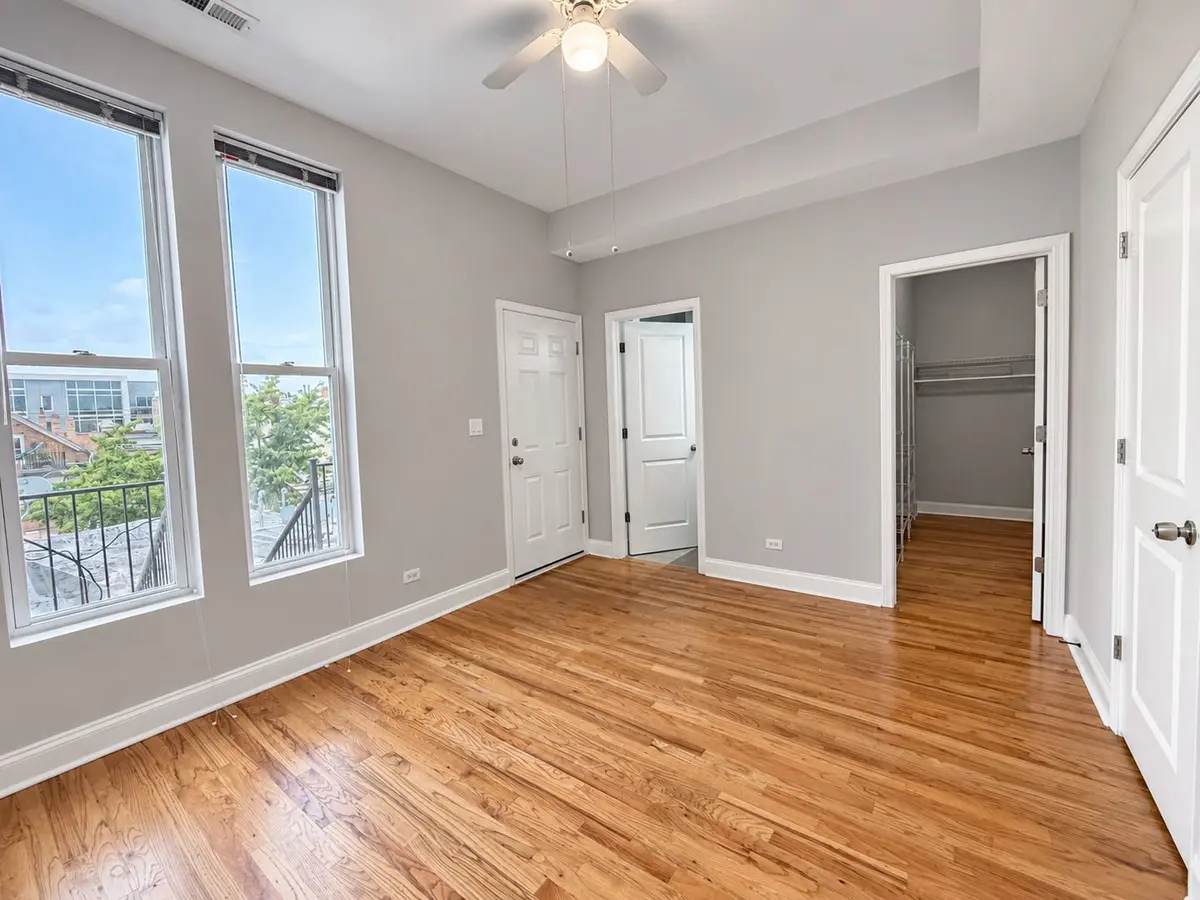 1830 W Superior Street