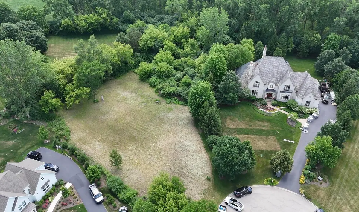 1 N Stoney Ridge Court