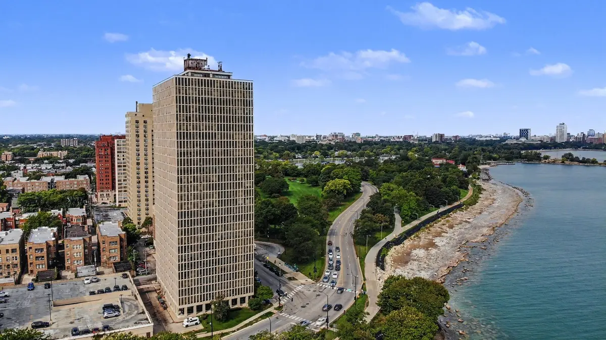 6700 S South Shore Drive