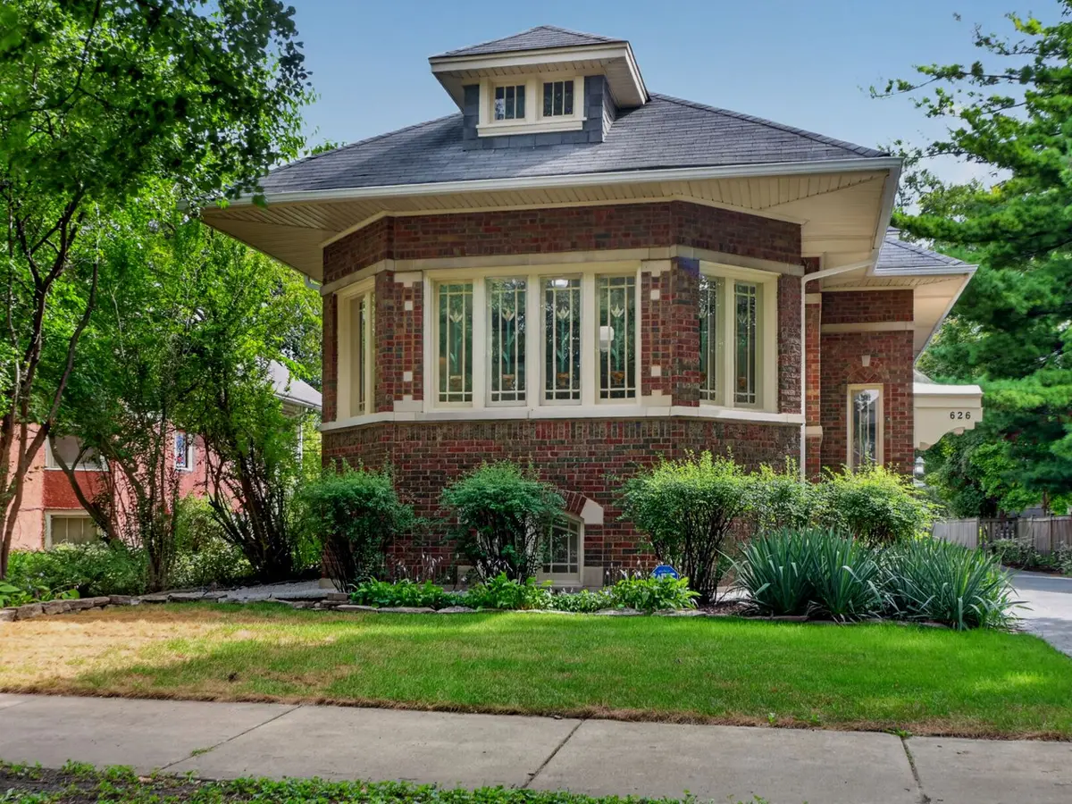 626 N Taylor Avenue