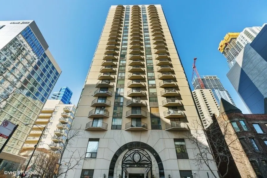 70 W HURON Street