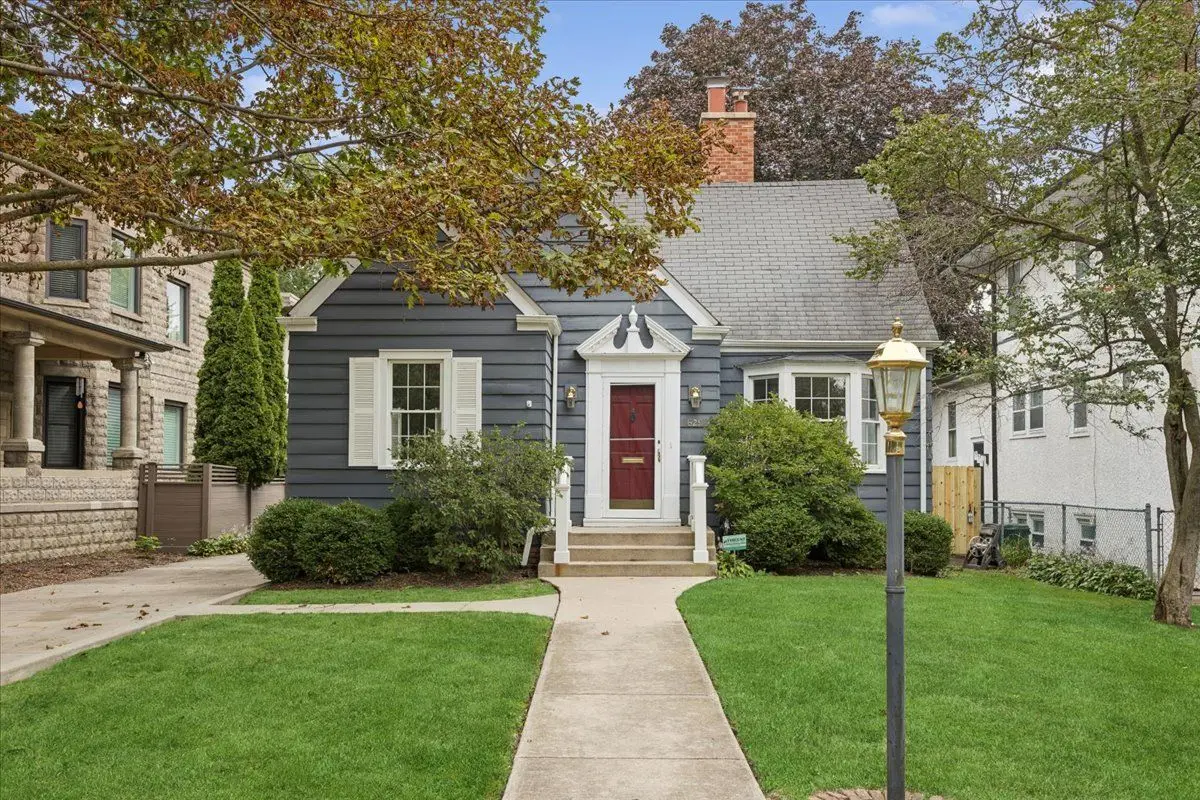 629 Franklin Avenue