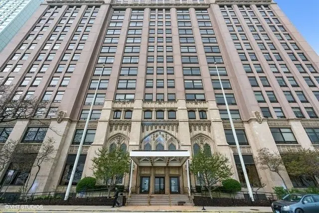 680 N Lake Shore Drive