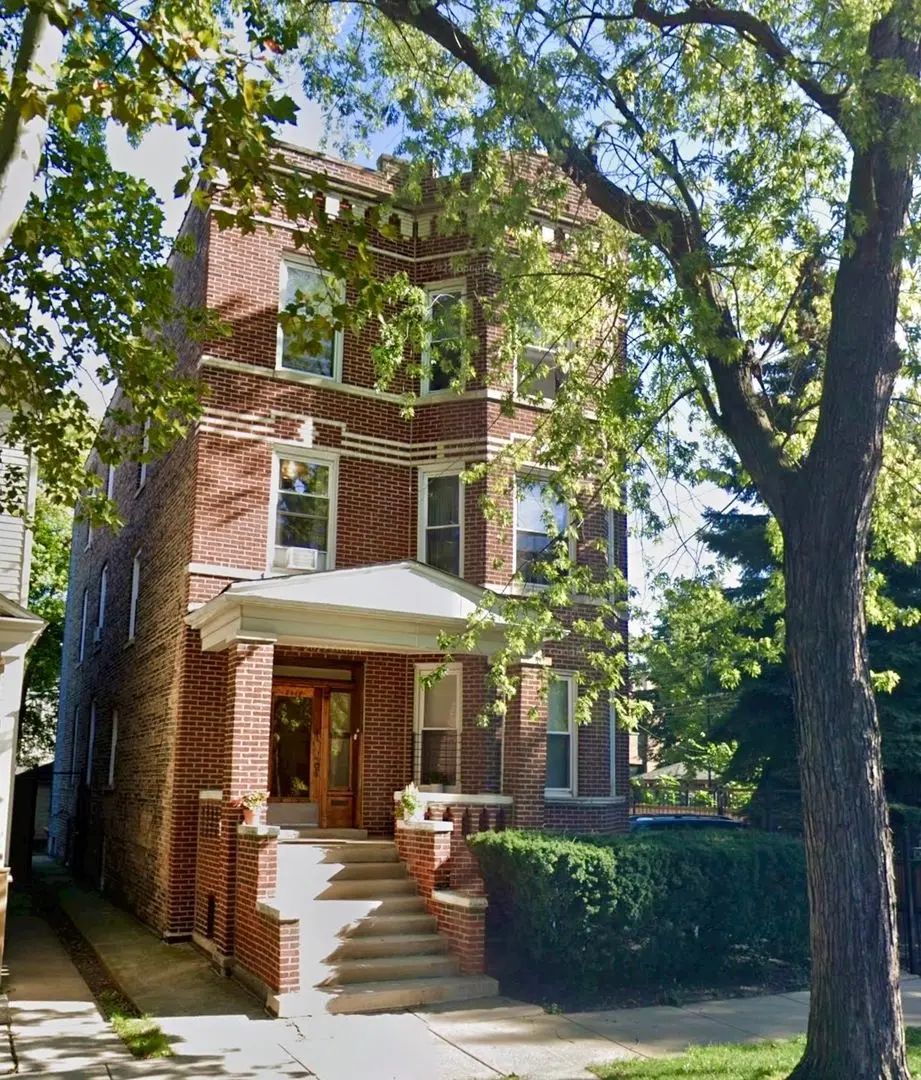 3416 W Schubert Avenue