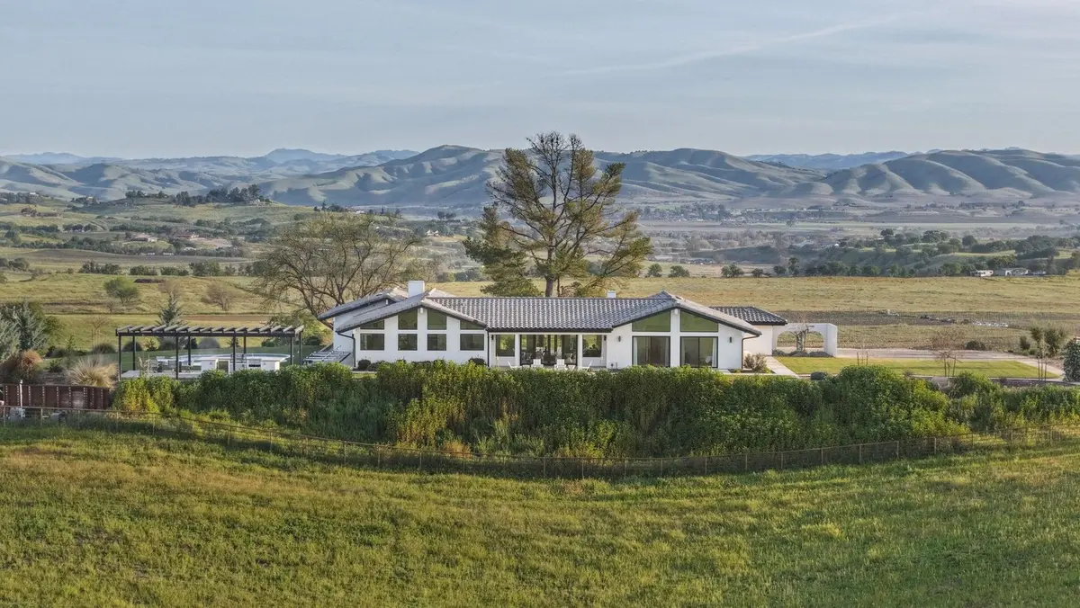 35 Wellsona Road