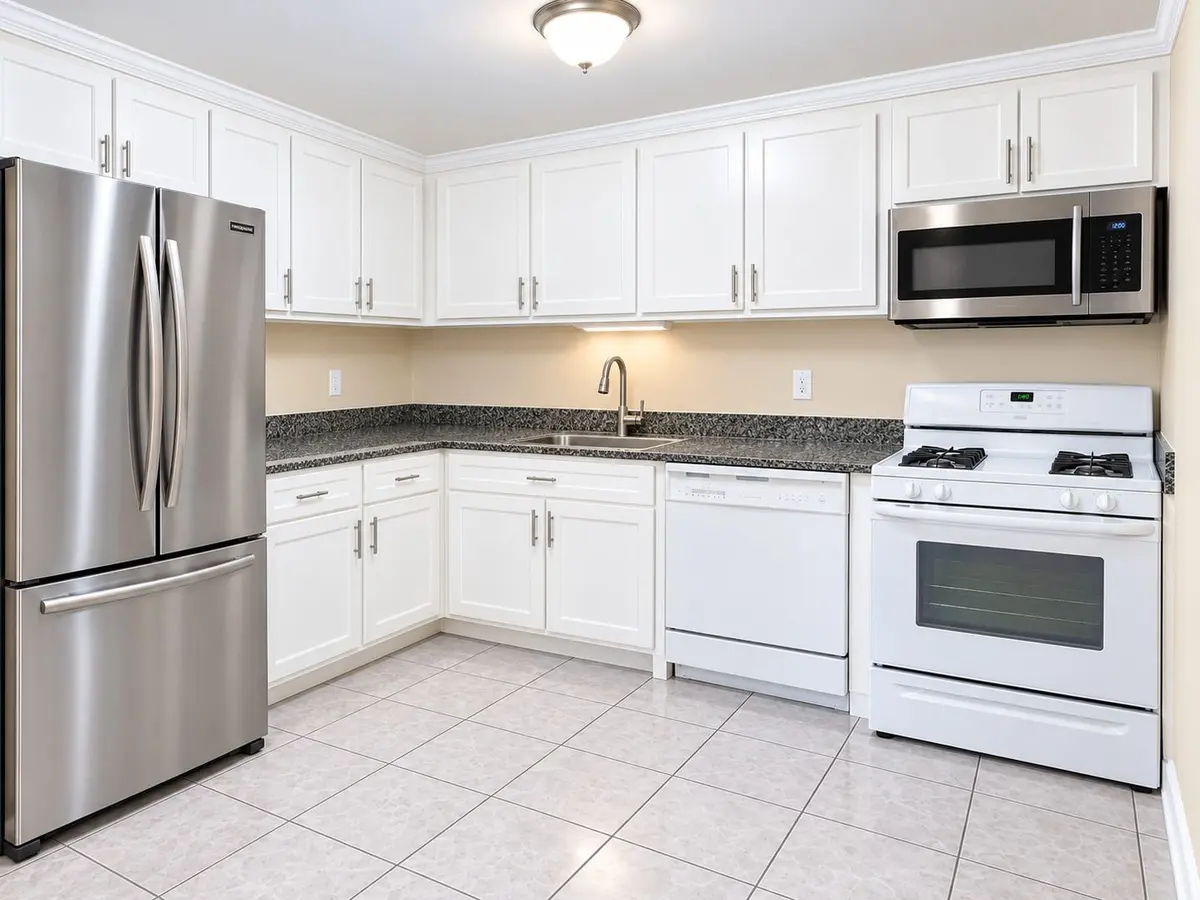 1948 N Hidden Creek Circle