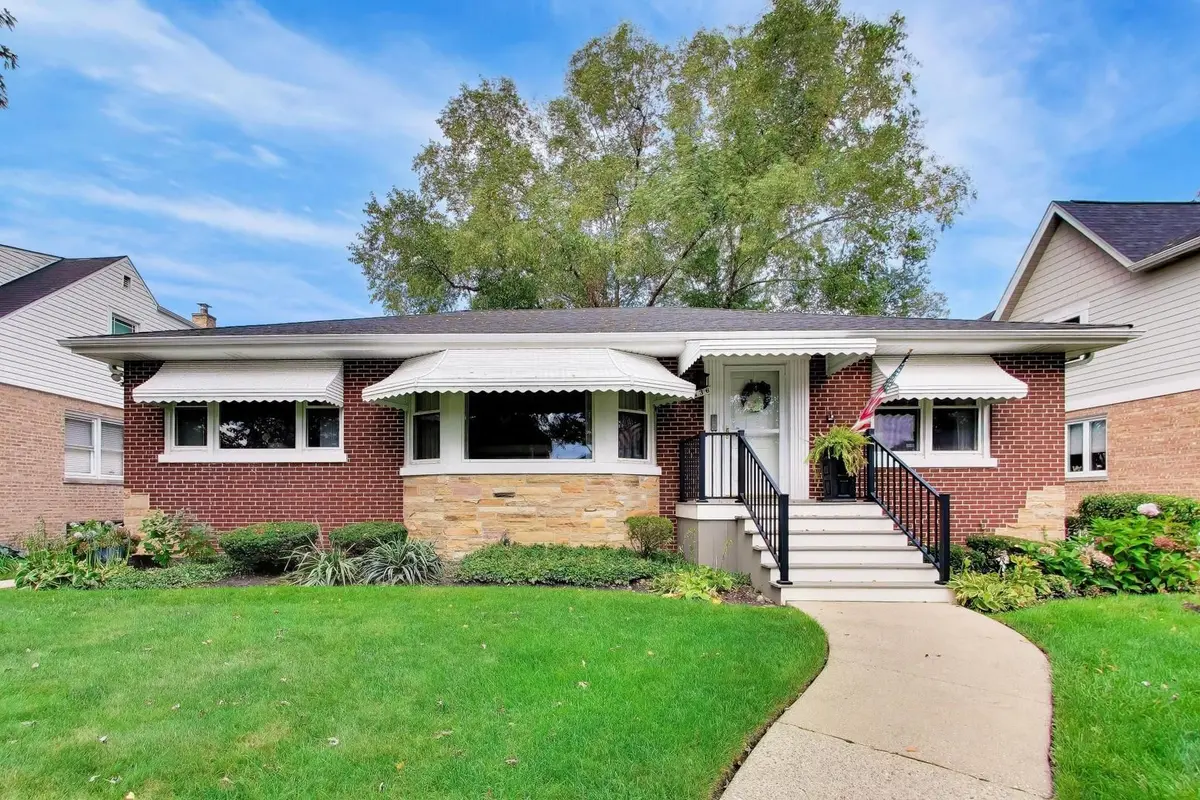 8136 N Oketo Avenue