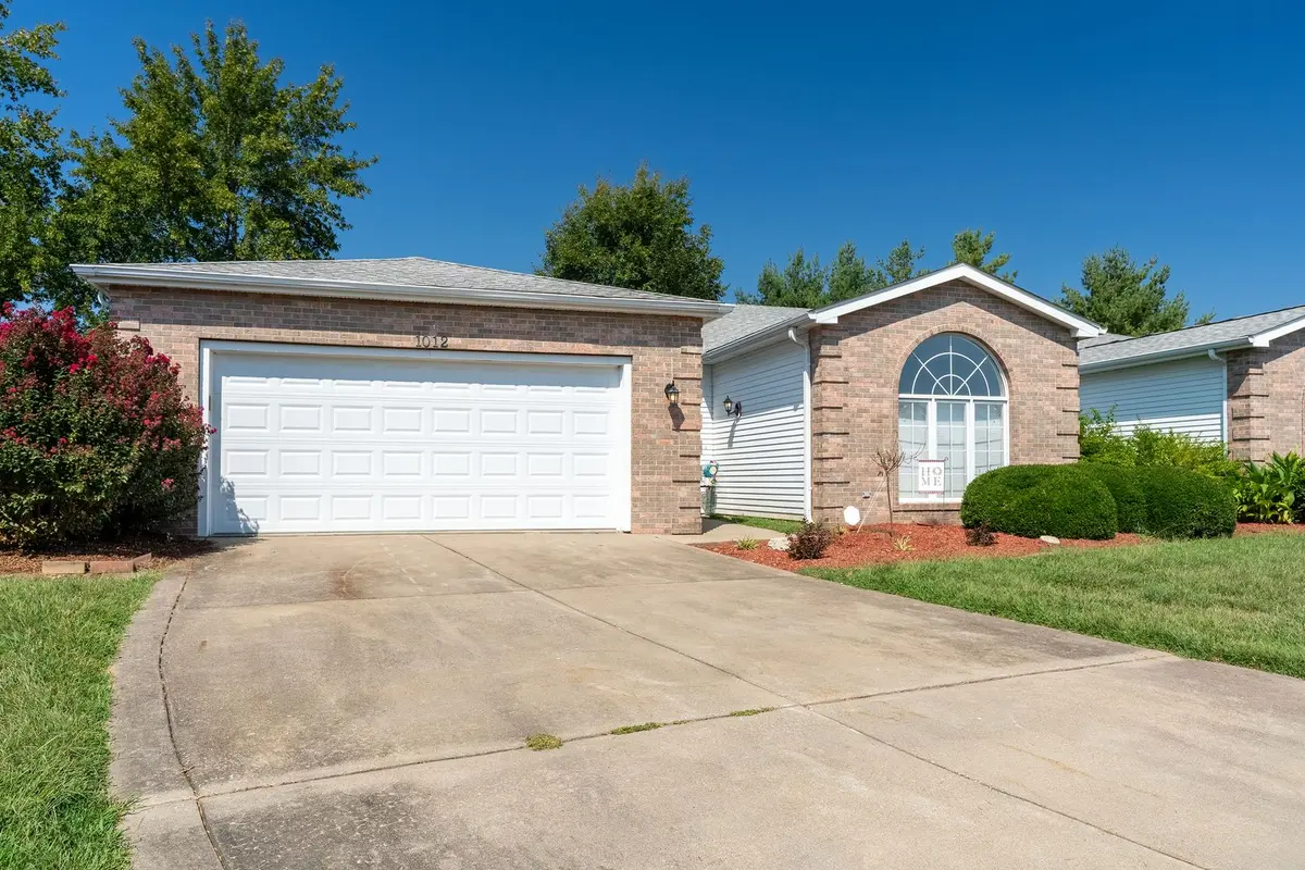 1012 Villa Court