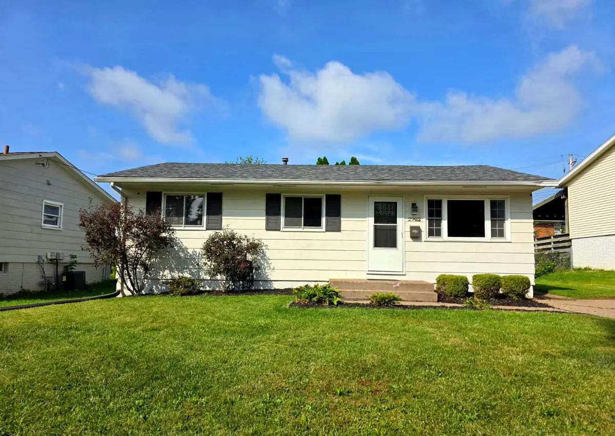 2902 MAGNOLIA Drive