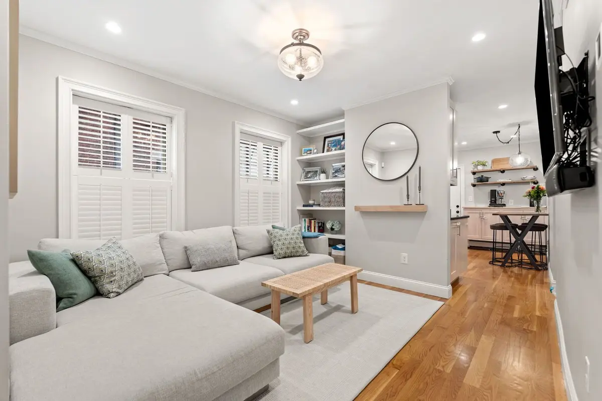 4 Cook Street