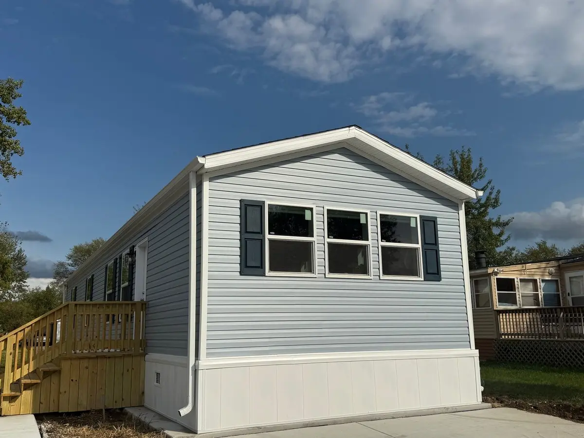 181 Windmere Circle
