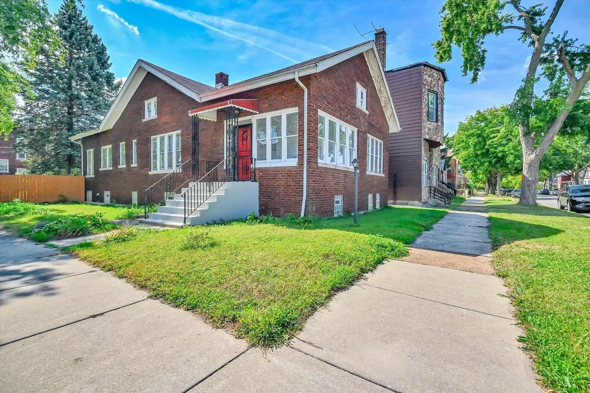 657 E 90th Street