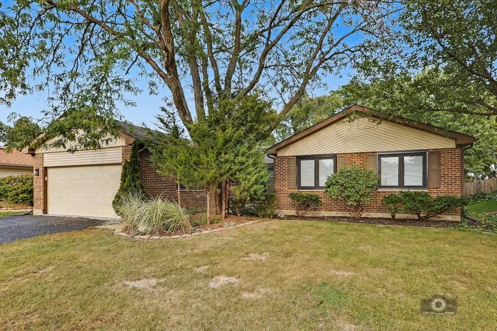 1424 Coral Reef Way
