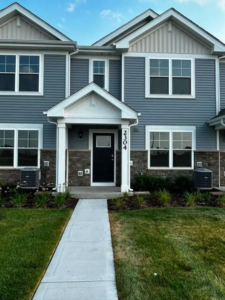 2304 Noble Lane
