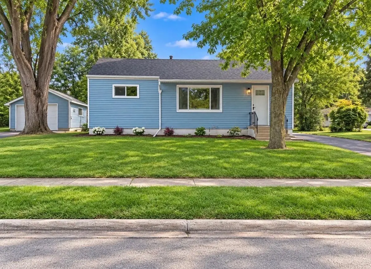 2127 Indian Road