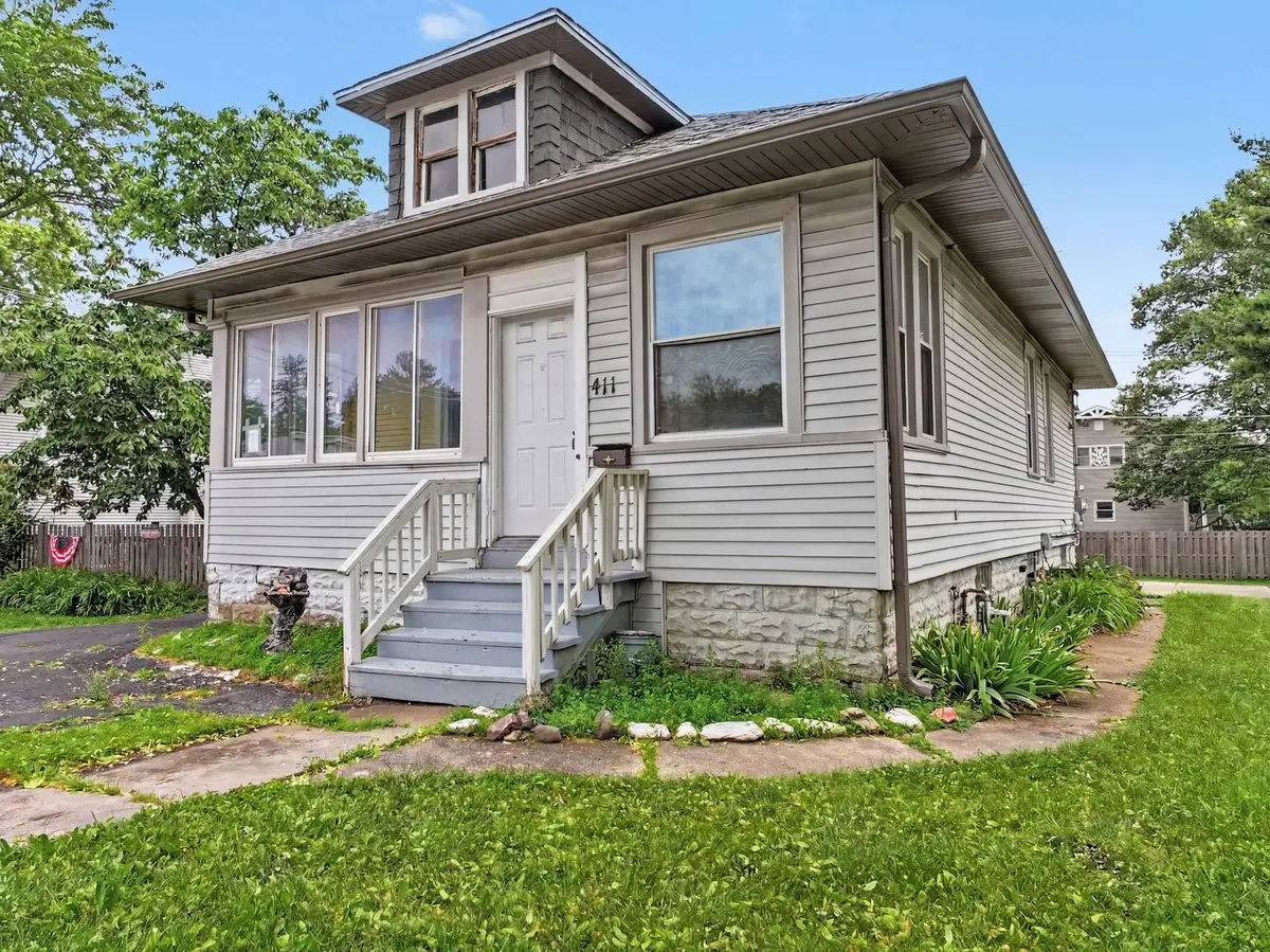 411 N Arlington Heights Road
