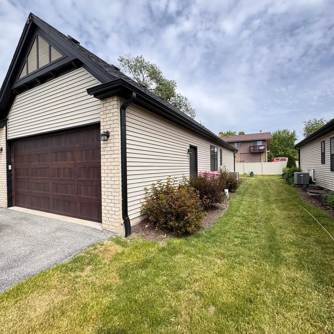 548 Mihelich Lane